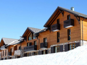 Chalet in Pouzols Minervois near Skiing Slopes